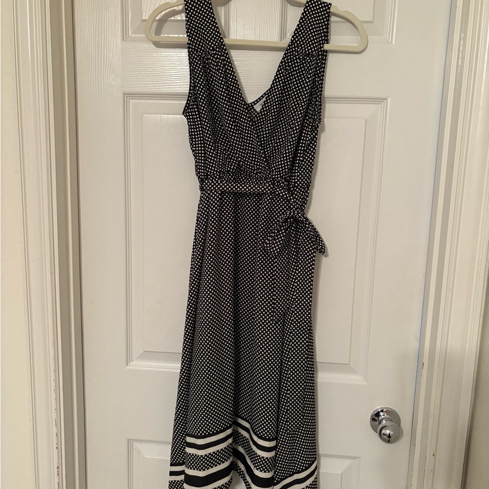 Motherhood Gray and Blue Sleeveless V-Neck Midi Sundress